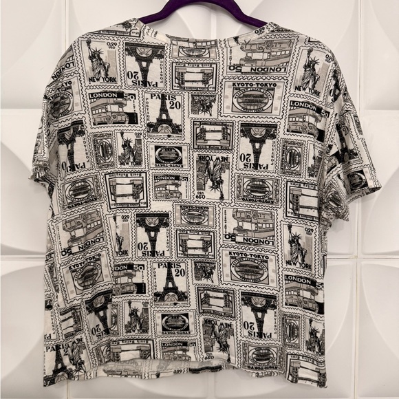 Zara Monochrome Graphic Top - Picture 3 of 3